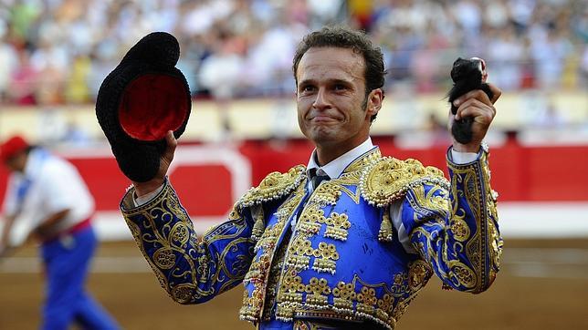 Diez orejas y un rabo en el festival por Lorca