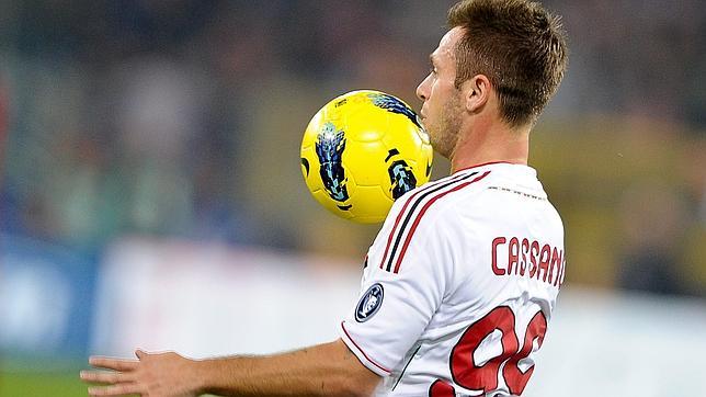 Galliani: «Cassano está mejorando» Galliani: «Cassano está mejorando»