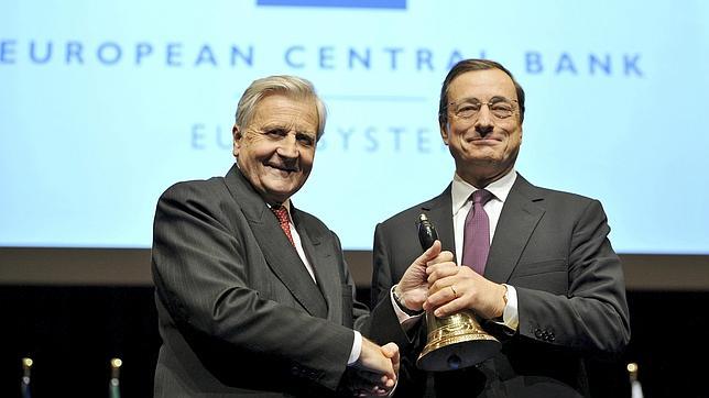 Draghi releva a Trichet bajo el signo de la continuidad