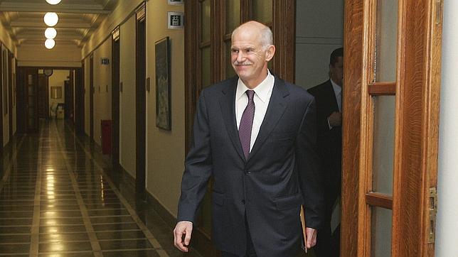 Atenas: «No daremos marcha atrás» Atenas: «No daremos marcha atrás»