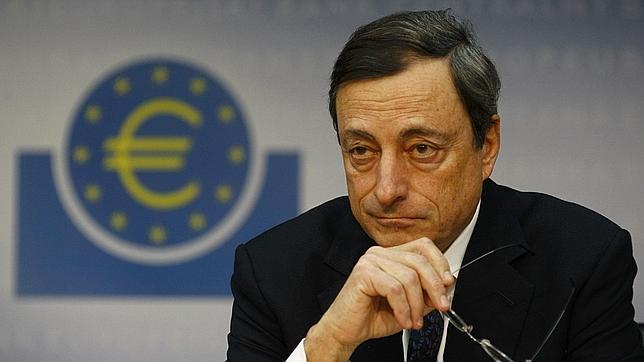 El BCE baja los tipos por sorpresa en su primera reuni�n con Draghi de presidente
