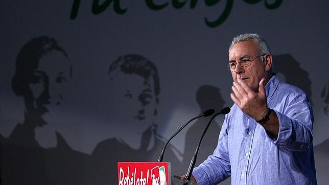 IU quiere atrapar a los socialistas descontentos