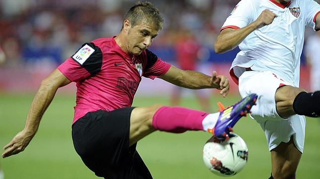 Joaqun, durante un partido del Mlaga, ante el Sevilla