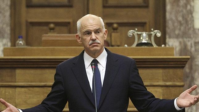 Papandreu se prepara para su votación más difícil en el Parlamento Papandreu se prepara para su votación más difícil en el Parlamento