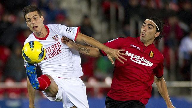 Mallorca y Sevilla se ahogan bajo la lluvia 