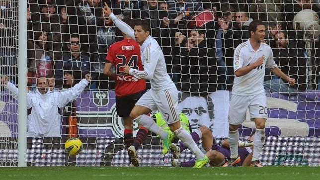 El Madrid aprovecha el «madrugón» El Madrid aprovecha el «madrugón»