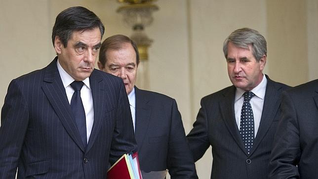 Francia anuncia 65.000 millones en recortes durante «los próximos años» Francia anuncia 65.000 millones en recortes durante «los próximos años»