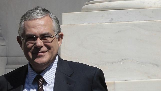 El exvicepresidente del BCE, Lucas Papademos, liderar� el gobierno de concentraci�n griego