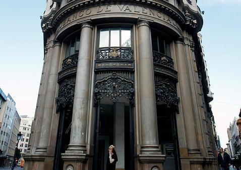 Salgado admite que el FROB puede entrar en Banco de Valencia