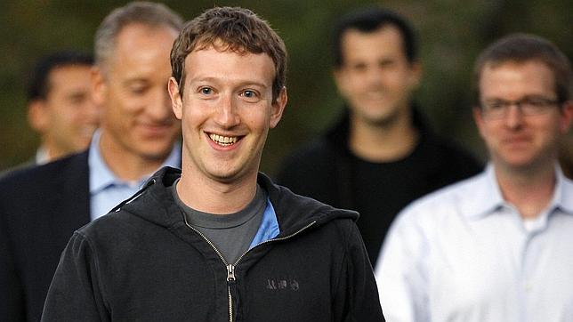 Zuckerberg: �Volver�a a abandonar Harvard�