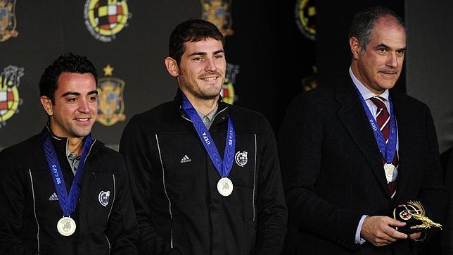 �ker ataca el r�cord de Matthaus