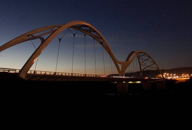 La Variante Oeste sigue sin luz y con m�s robos de cable de fondo