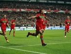 Portugal se clasifica con un partido para enmarcar Portugal se clasifica con un partido para enmarcar