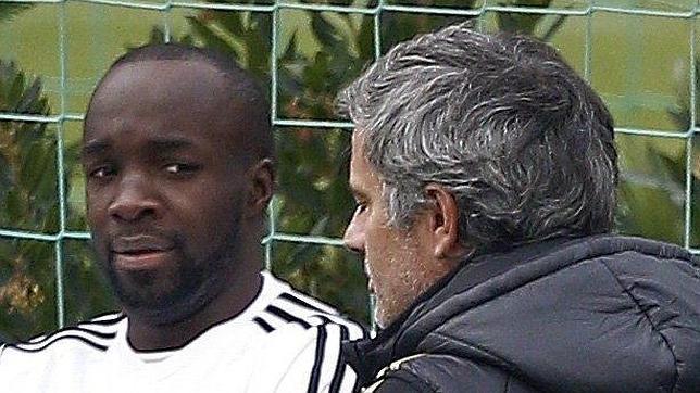 Lass, titular en la batalla de Mestalla