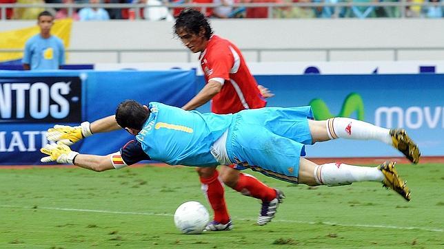 Casillas, camino del número uno Casillas, camino del número uno