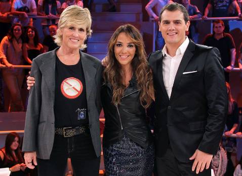 La palabra salta a la arena de juego