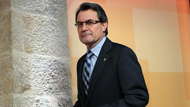 Mas vería «lógico» un apoyo mutuo con Rajoy a sus respectivas políticas de ajustes Mas vería «lógico» un apoyo mutuo con Rajoy a sus respectivas políticas de ajustes