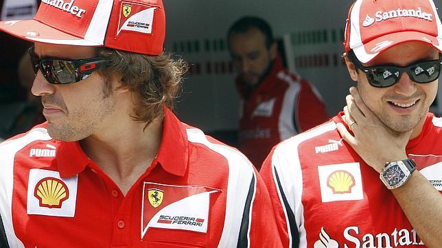 Alonso: �Es bueno tener a De la Rosa en la parrilla�