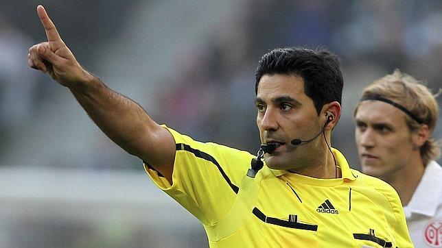 La Federaci�n alemana pone a disposici�n la Fundaci�n Enke para ayudar a Rafati