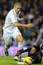 La pol�mica: Expulsi�n de Courtois