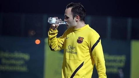 Iniesta recibe el alta