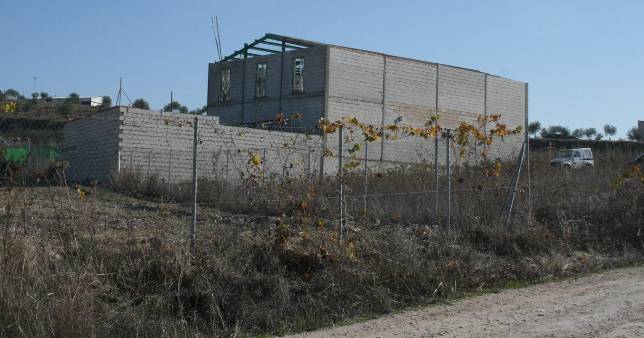 La Guardia Civil busca en una nave el rastro de �ngeles Zurera
