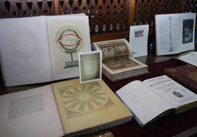 La Junta deja sin bibliotecario la colecci�n hist�rica del IES S�neca