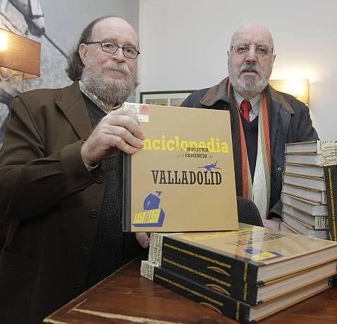 Un libro mira en los escaparates la historia del comercio de Valladolid