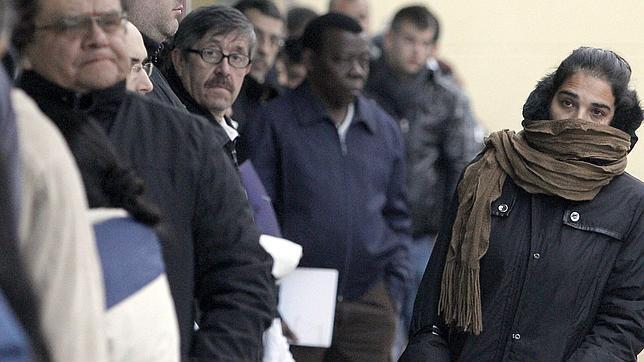 Mini-empleos, el contrato de 400 euros que Europa quiere imponer a España Mini-empleos, el contrato de 400 euros que Europa quiere imponer a España