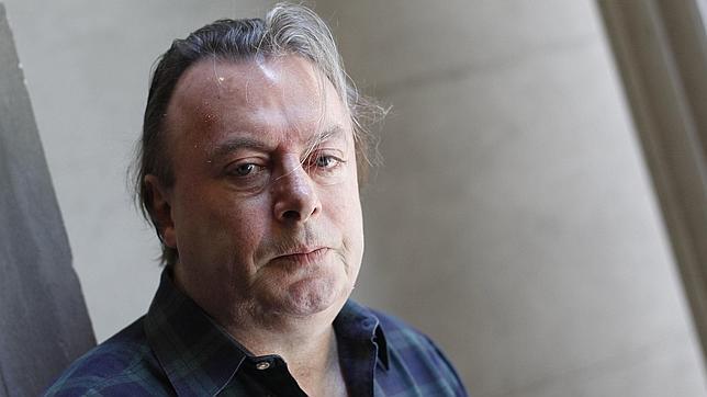 Muere el escritor Christopher Hitchens, autor de «Dios no existe» Muere el escritor Christopher Hitchens, autor de «Dios no existe»