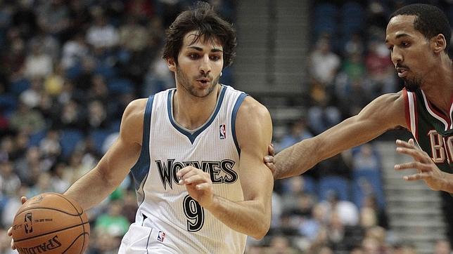 Ricky Rubio, ovacionado en su estreno con Minnesota Ricky Rubio, ovacionado en su estreno con Minnesota