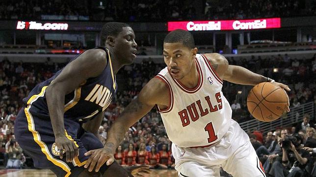Los Bulls renuevan a Derrick Rose por cinco temporadas más Los Bulls renuevan a Derrick Rose por cinco temporadas más