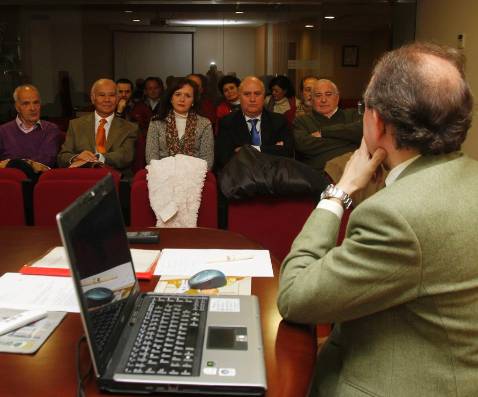 Vecinos temen que el cine Alc�zar se convierta en una discoteca