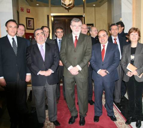 El colegio de abogados y la UCO impulsan un m�ster