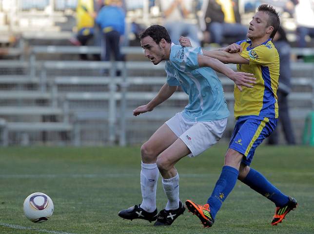 Mucho C�diz para un Lucena disfrazado