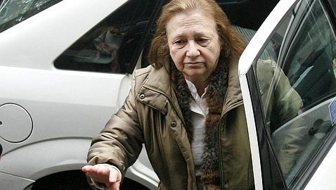 �Estuvieron un cuarto de hora en mi casa y les di un trozo de pan�