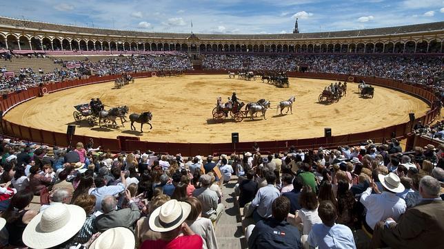 Aspecto del coso maestrante, donde el calor apret� durante la exhibici�n de carruajes