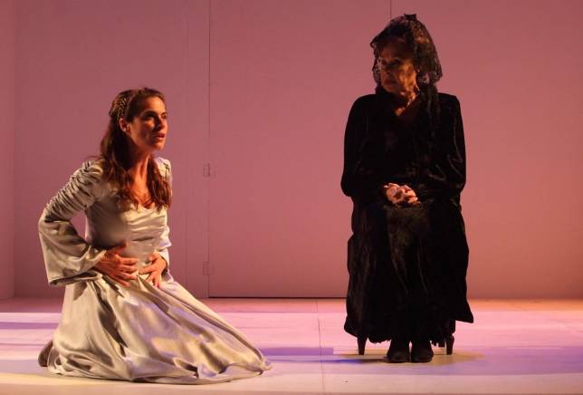 Gemma Cuervo da vida a una Celestina renacentista y urbana