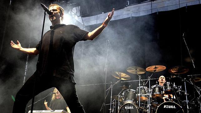 El cantante Hansi Kursh y el bater�a Frederik Ehmke, de la banda alemana de heavy metal Blind Guardian,