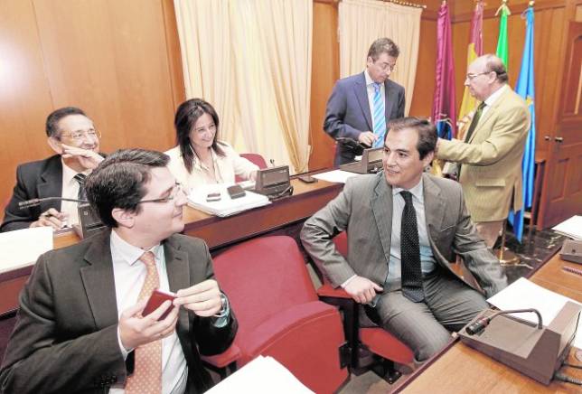 El PP defiende que la Iglesia no pague el IBI por su «labor social» El PP defiende que la Iglesia no pague el IBI por su «labor social»