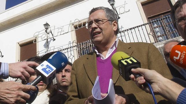 Juan Antonio Zambrano, alcalde de la localidad sevillana de Marchena, municipio que abandonar la FEMP y la FAMP