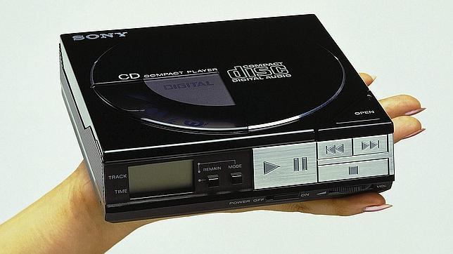 Primer reproductor port�til de la serie Discman, lanzado en 1984 por Sony
