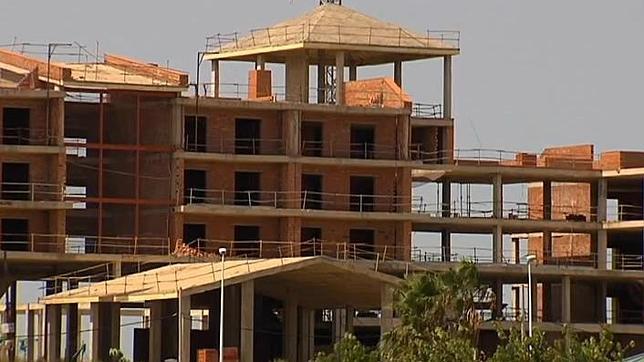 Inmuebles sin concluir en Costa Esuri