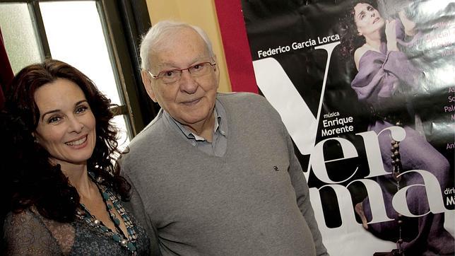 Silvia Mars y Miguel Narros presentando Yerma en el Teatro Lope de Vega