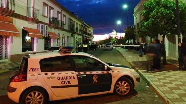 Un hombre mata a su hija de siete años y después se suicida en Almonte