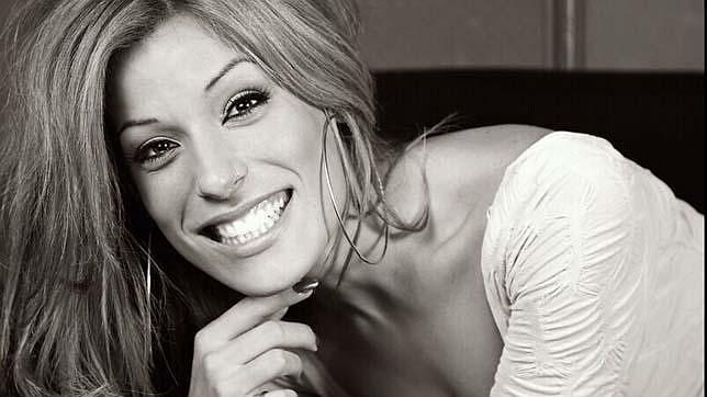 La cantante Anabella Arregui actuar� y tambi�n presentar� el evento