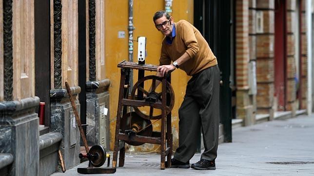 El establecimiento aún utiliza máquinas centenarias