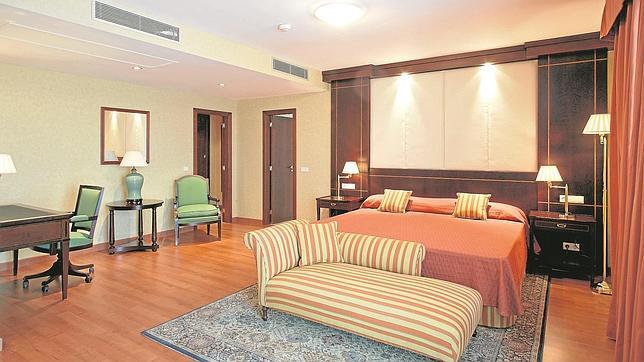 Alcoba de la suite presidencial que ocup� el secretario general de UGT