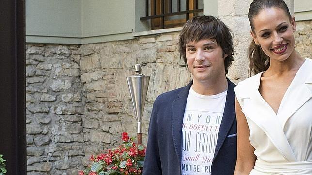 Jordi Cruz y Eva Gonz�lez, en un momento de �Master Chef Junior�