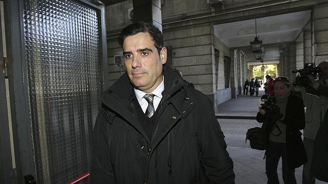 El exgerente de Lipasam, Rafael Pineda, a su llegada a los juzgados